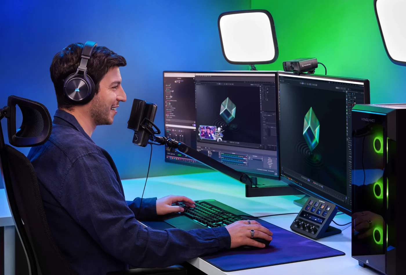 Elgato Stream Deck + in einem Gaming-Setup mit beleuchteter Tastatur und Monitor