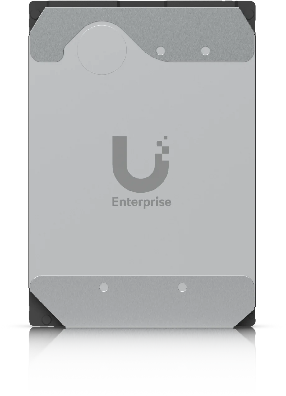 Silberne UniFi Enterprise Festplatte im 3,5-Zoll-Format mit Ubiquiti-Logo auf der Oberseite