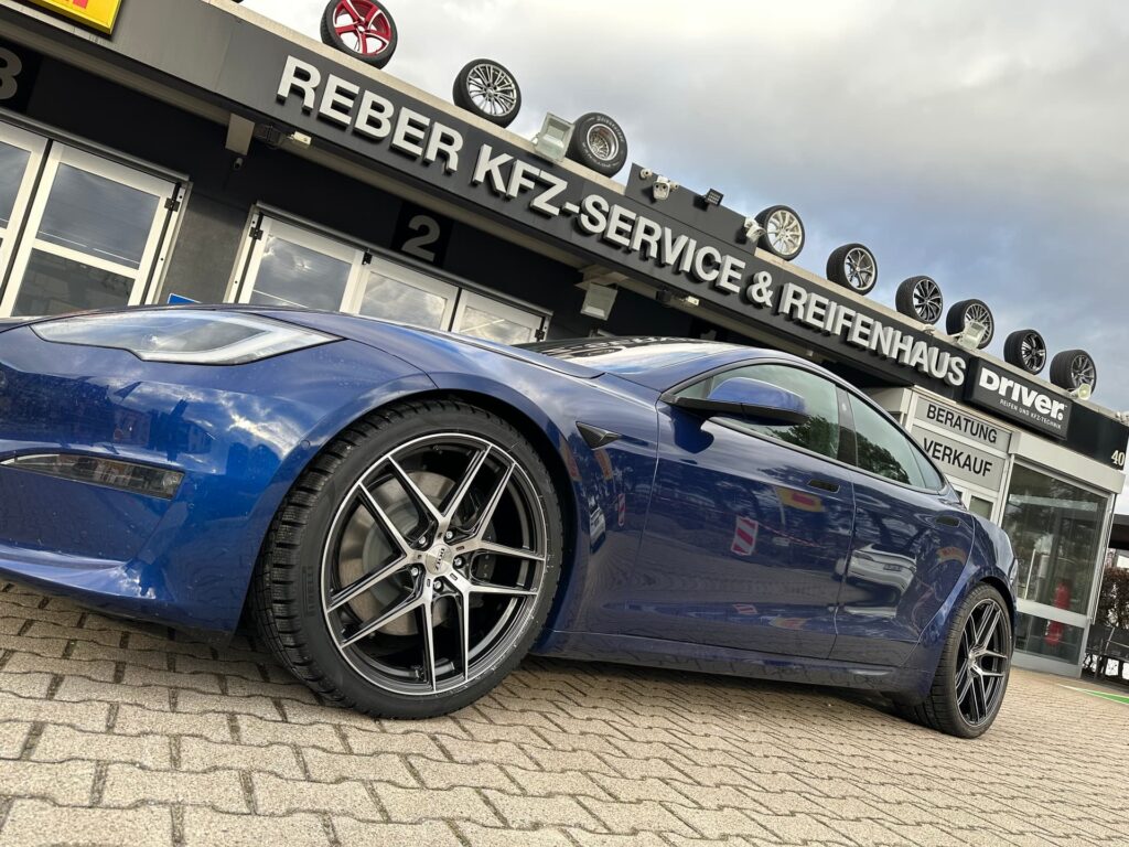 tesla_felgen_dotz_lagunaseca_gunmetal_02